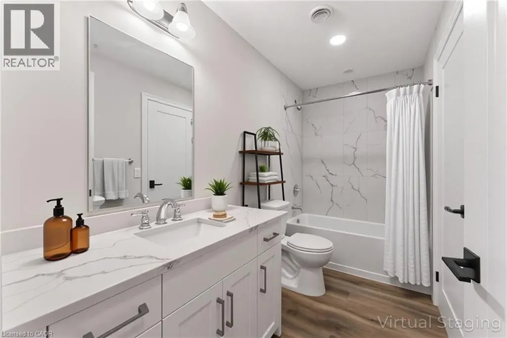 64 MAIN Street N Unit# 303, #303