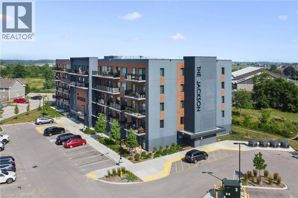 64 MAIN Street N Unit# 303, #303