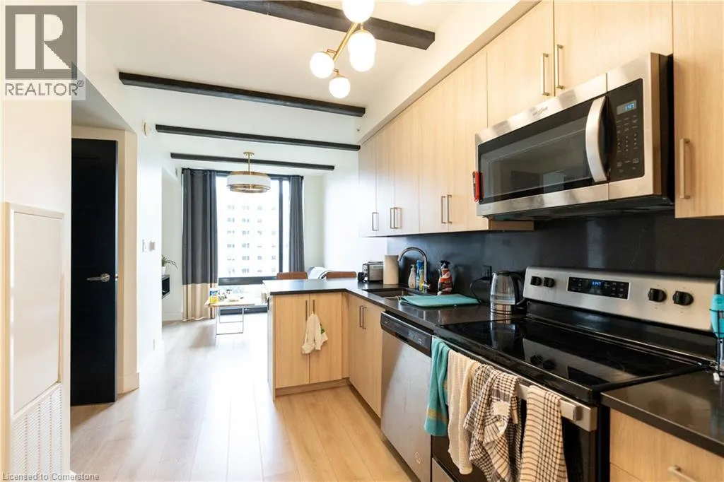 145 COLUMBIA Street W Unit# 835, #835