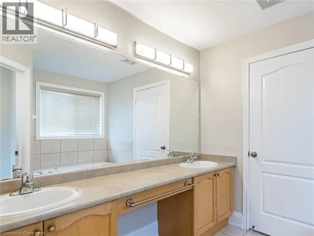 4 PANORAMA Way