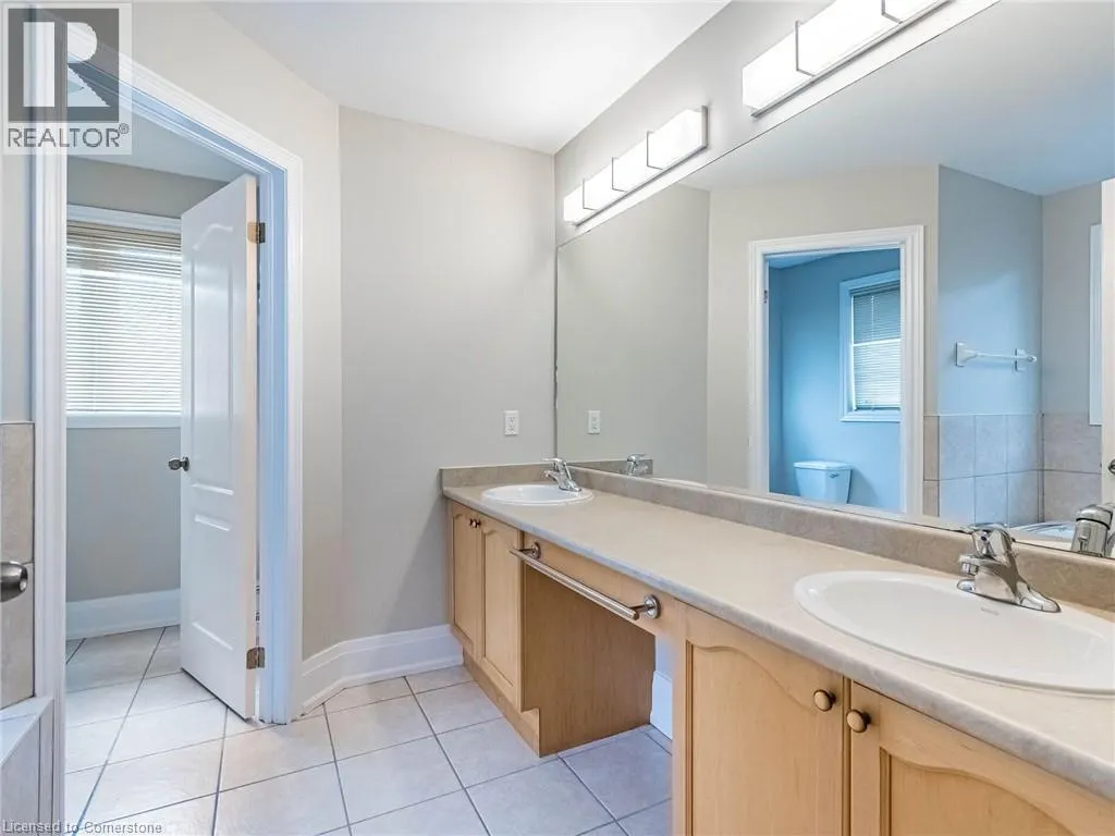 4 PANORAMA Way