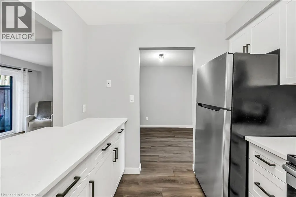 54 ARGYLE Street S Unit# 2, #2