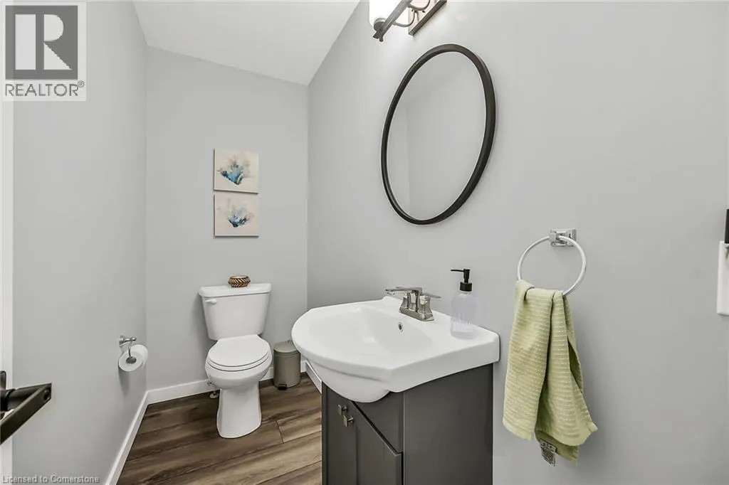 54 ARGYLE Street S Unit# 2, #2