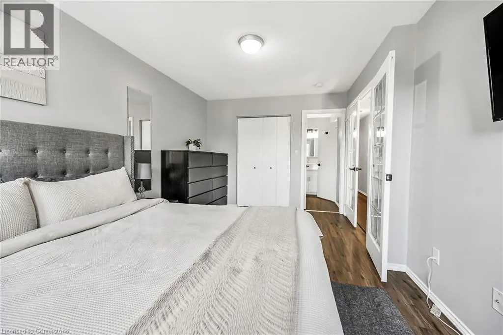 54 ARGYLE Street S Unit# 2, #2