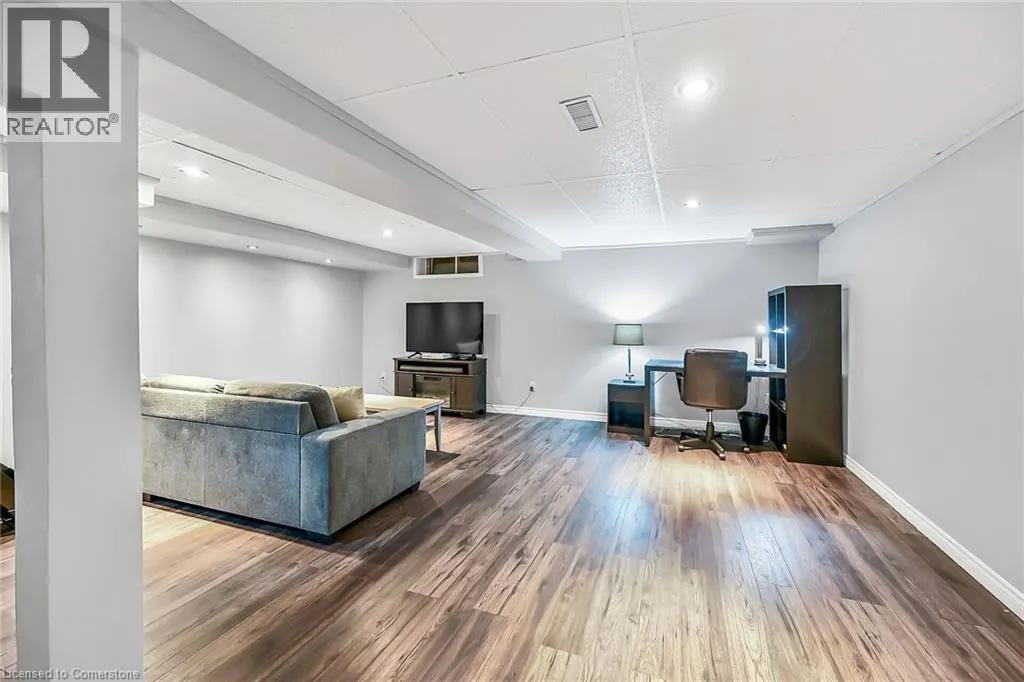 54 ARGYLE Street S Unit# 2, #2