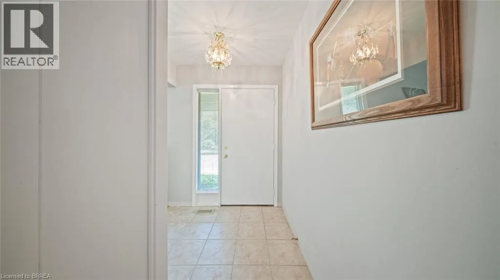 124 GOVERNOR'S Road E