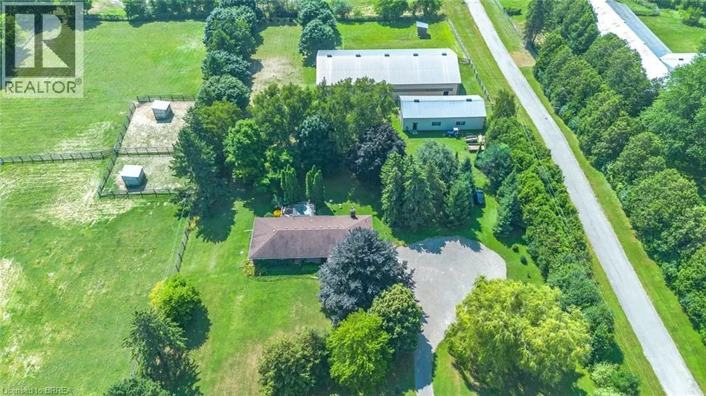 124 GOVERNOR'S Road E