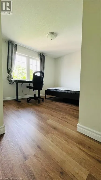 661 HEATHCLIFFE Place Unit# Upper, #Upper