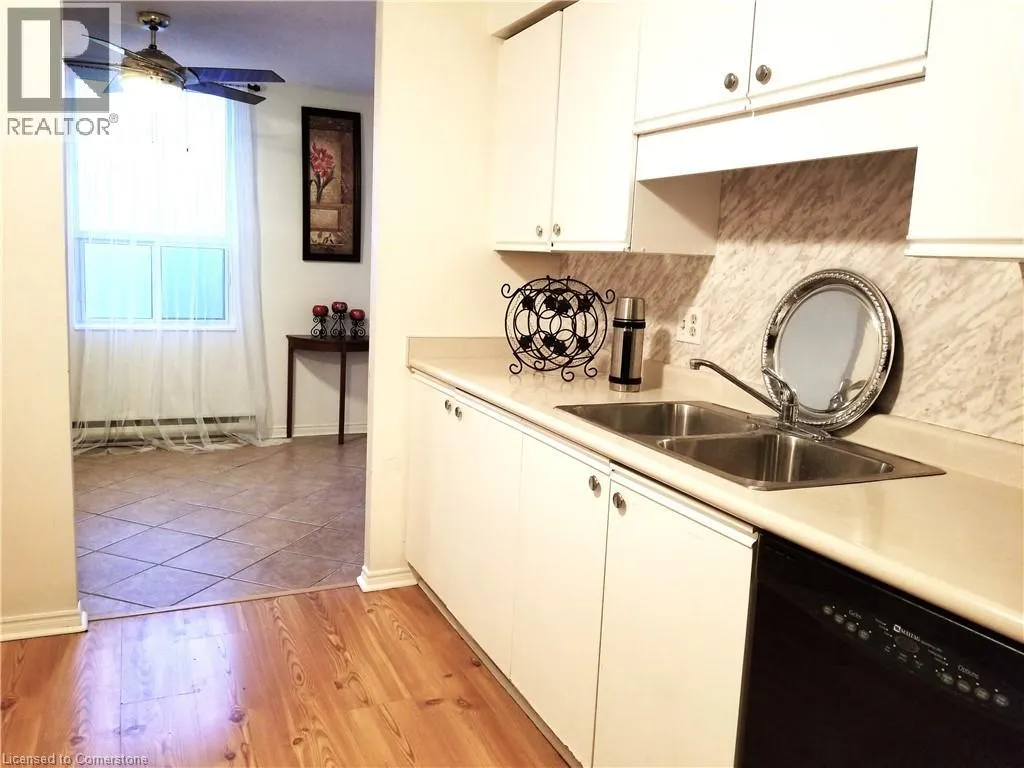 55 GREEN VALLEY Drive Unit# 1403, #1403