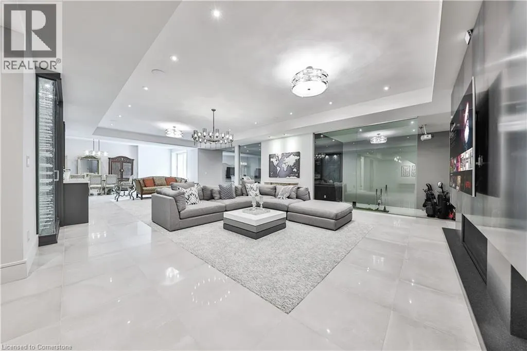 2250 CHANCERY Lane W