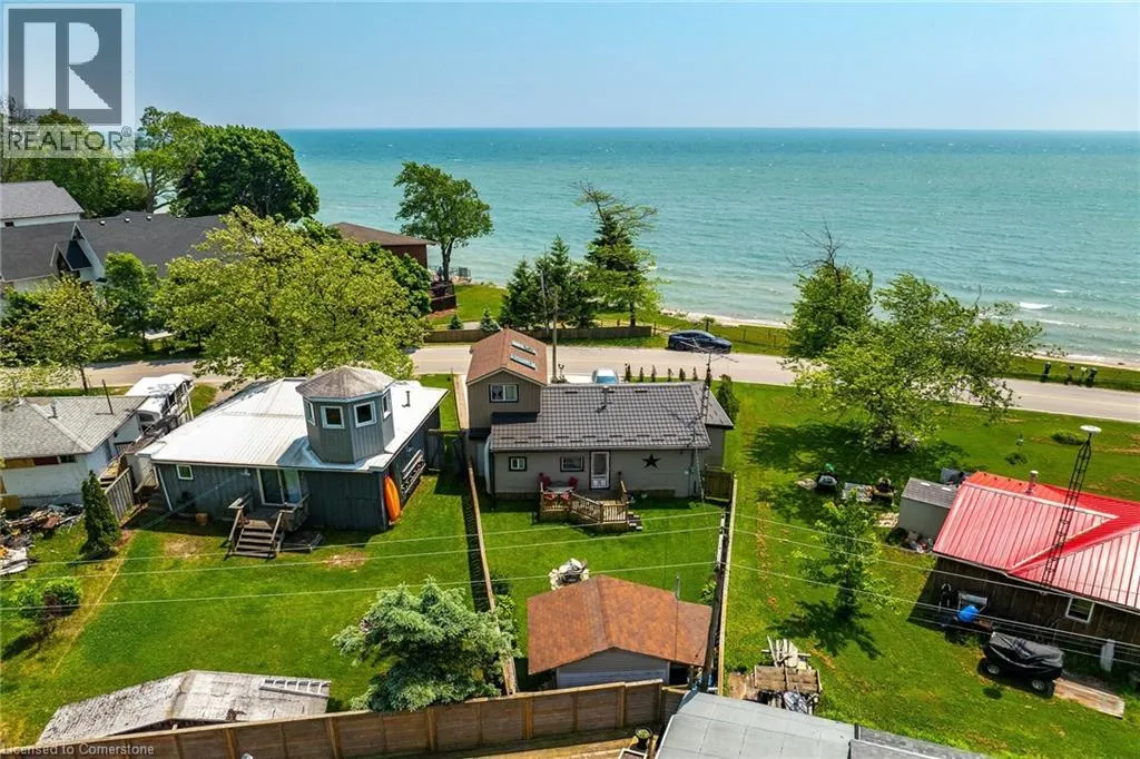 271 BLUE WATER Parkway