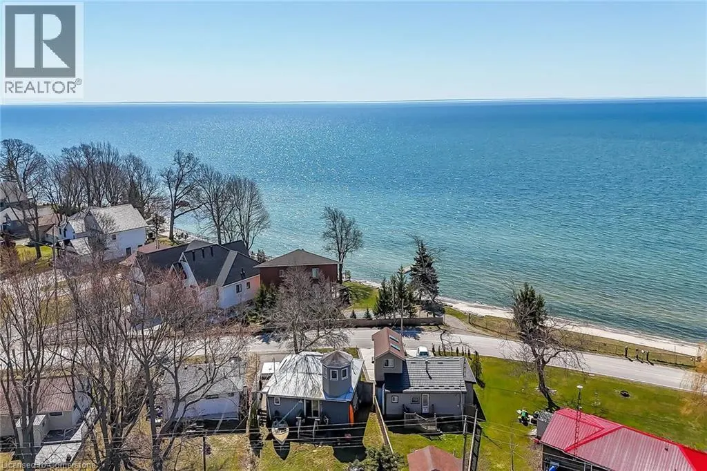 271 BLUE WATER Parkway