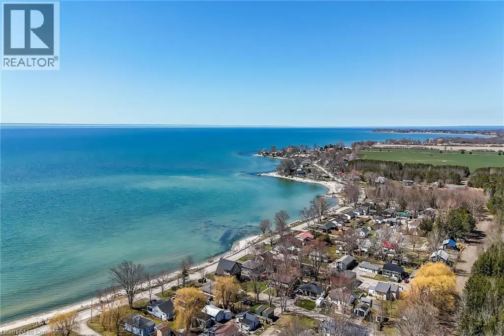 271 BLUE WATER Parkway