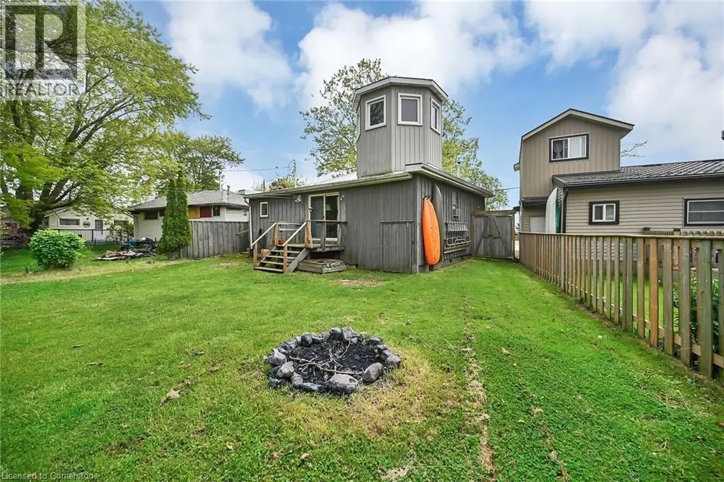271 BLUE WATER Parkway