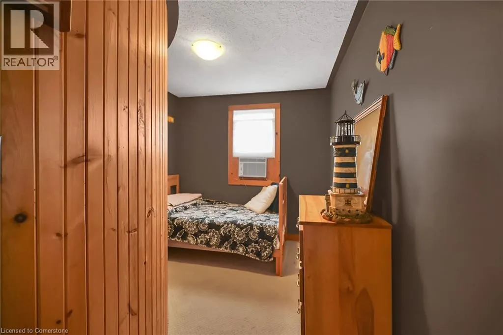 271 BLUE WATER Parkway