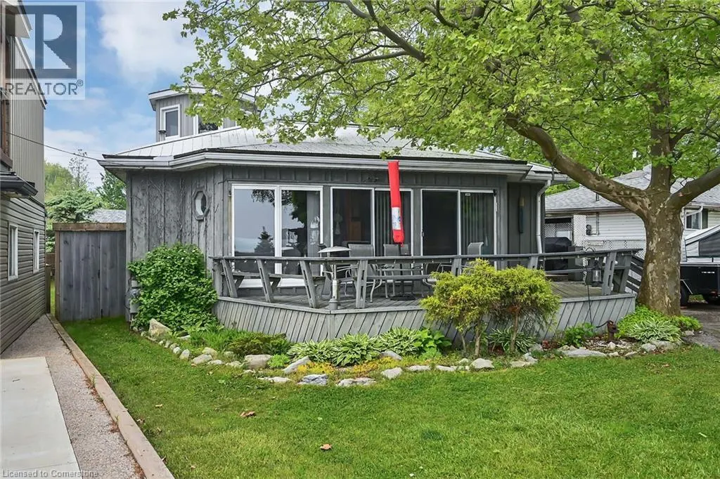 271 BLUE WATER Parkway