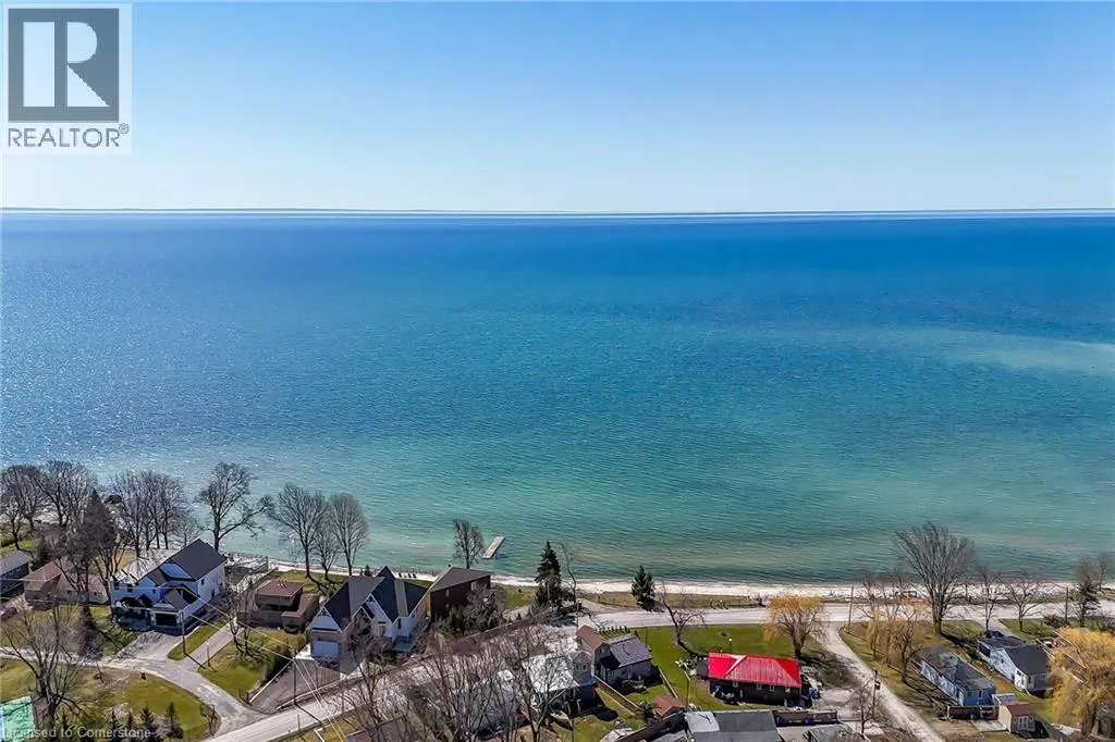 271 BLUE WATER Parkway