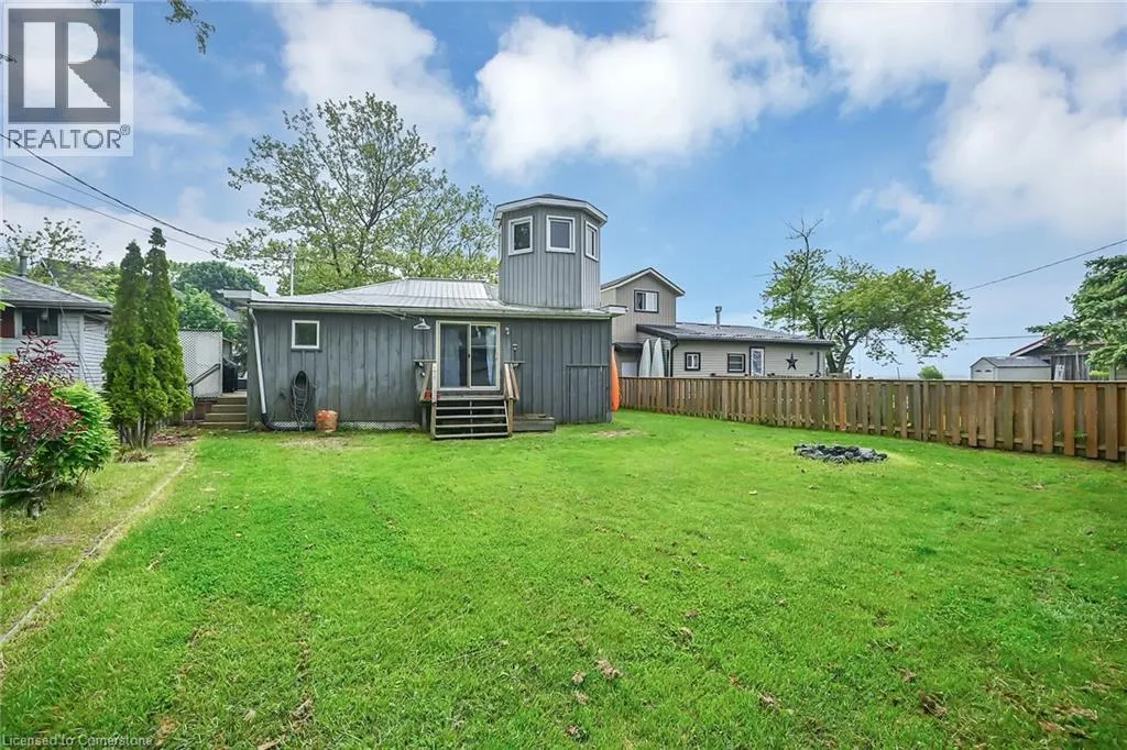 271 BLUE WATER Parkway