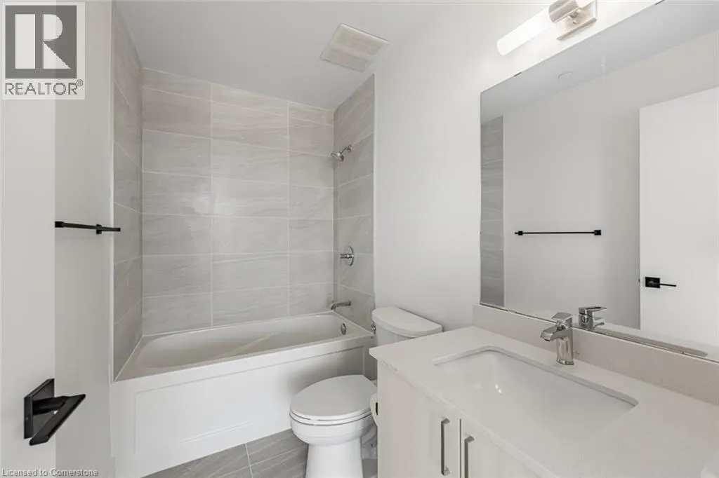 2782 BARTON Street E Unit# 916, #916