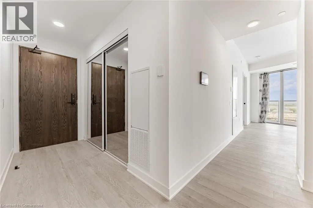 2782 BARTON Street E Unit# 916, #916