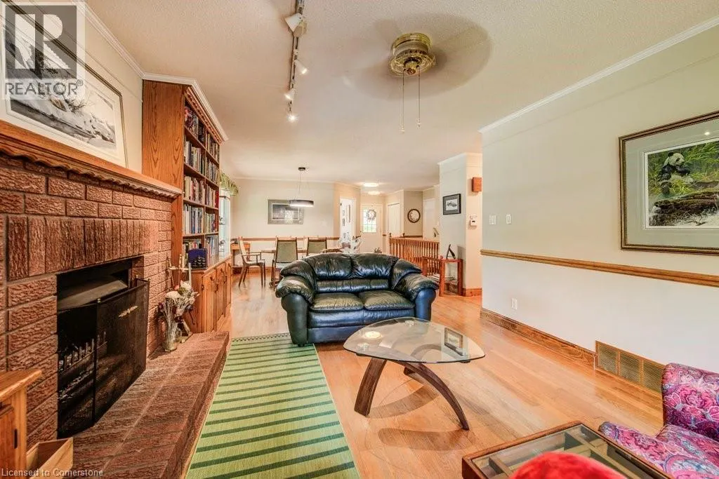 155 MAYBERRY Court