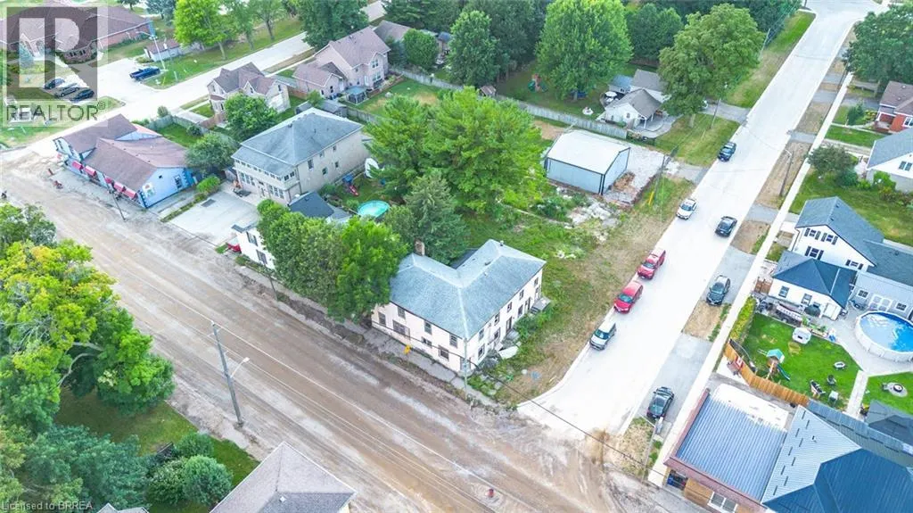 3 MAIN Street S