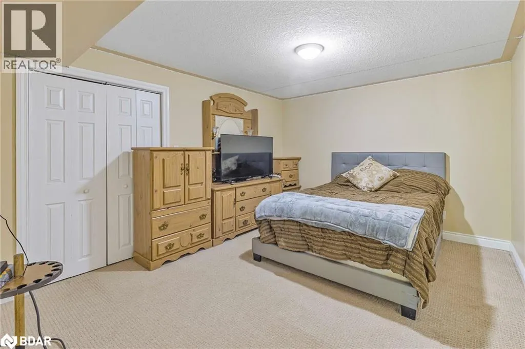 87 FARLAIN LAKE Road E