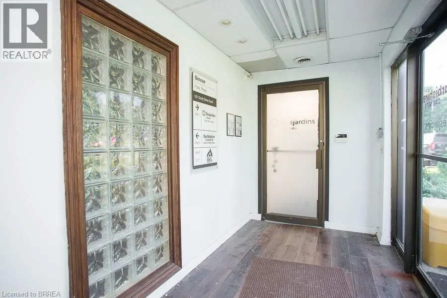 101 DONLY Drive S Unit# 3, #3