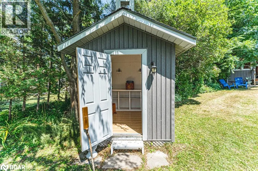 5580 PENETANGUISHENE Road