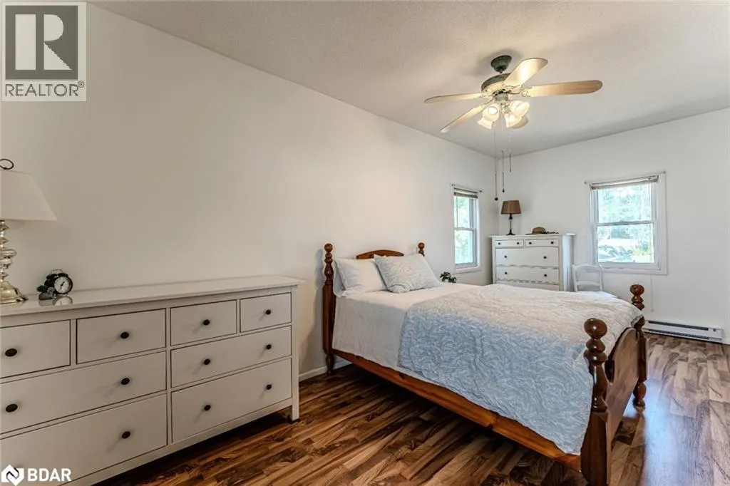 5580 PENETANGUISHENE Road