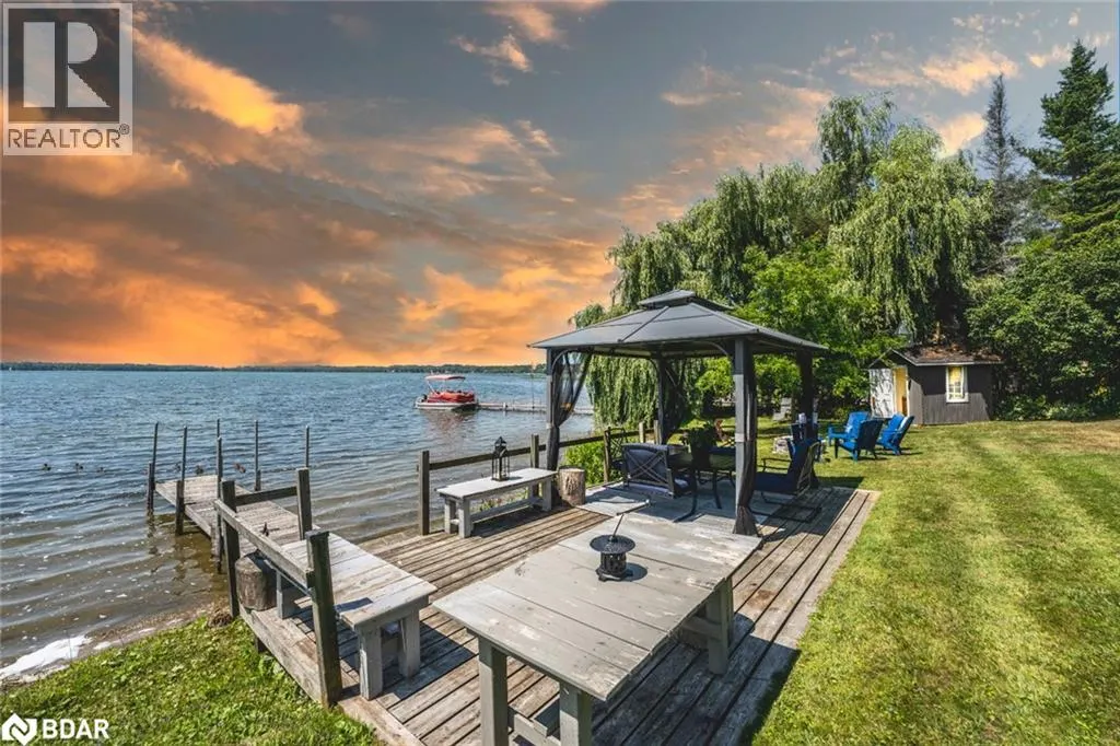 5580 PENETANGUISHENE Road