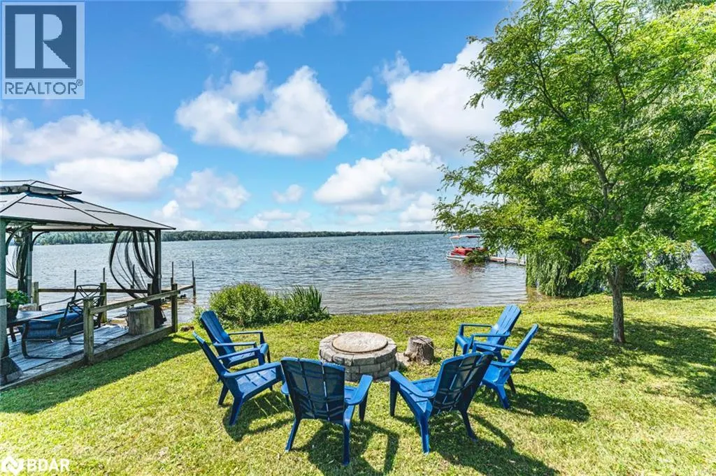 5580 PENETANGUISHENE Road