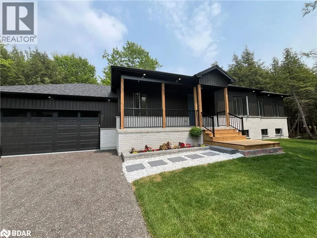 48 IROQUOIS Crescent
