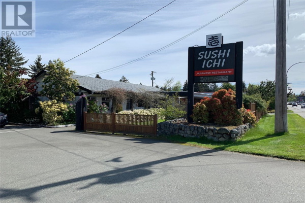 541 Island Hwy E, Parksville