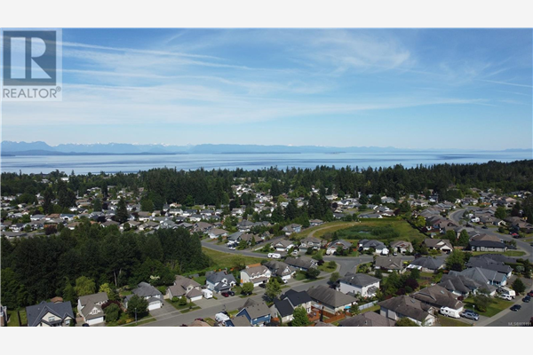 678 Mariner Dr, Campbell River