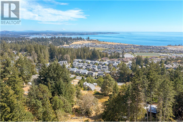 3494 Wishart Rd, Colwood