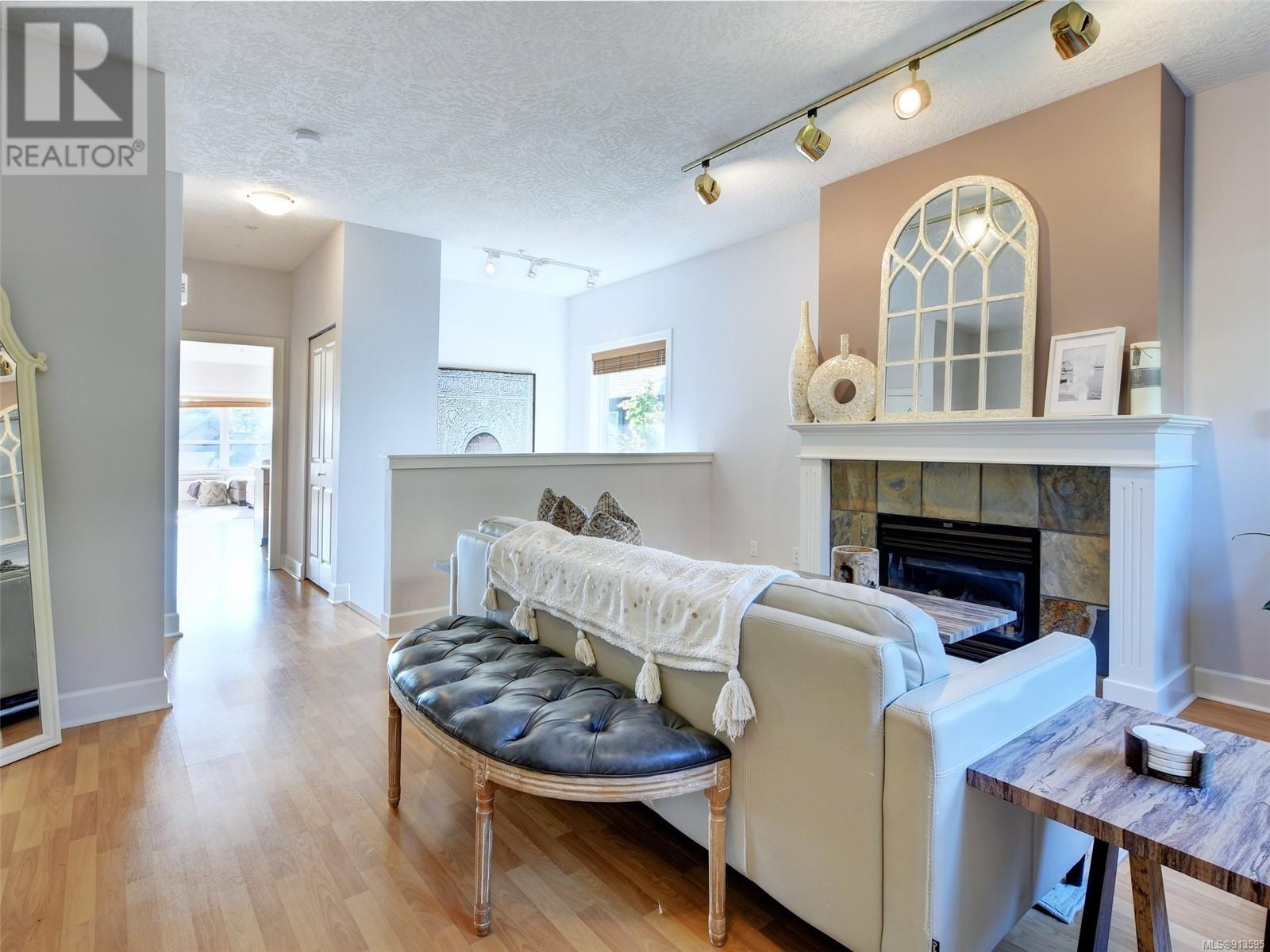 Listing 913595 - Large Photo # 19