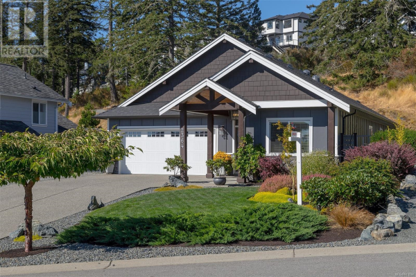 2364 Mountain Heights Dr, Sooke