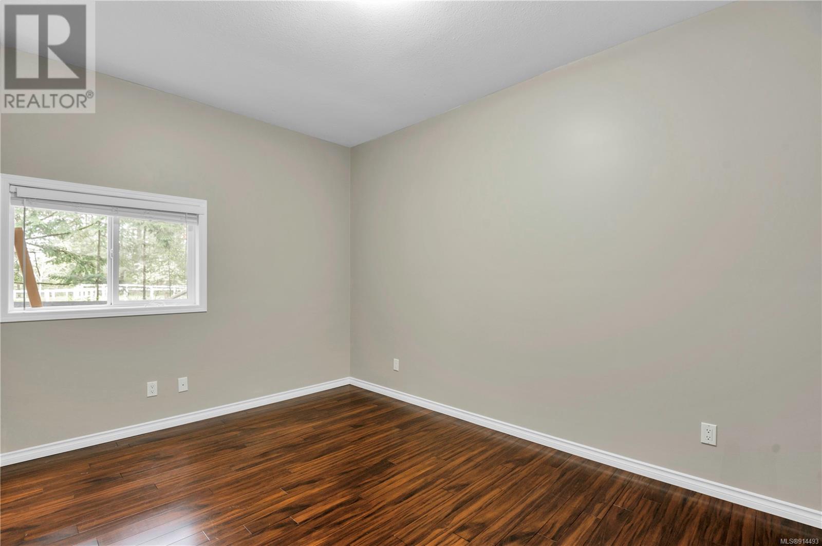 Listing 914493 - Large Photo # 15