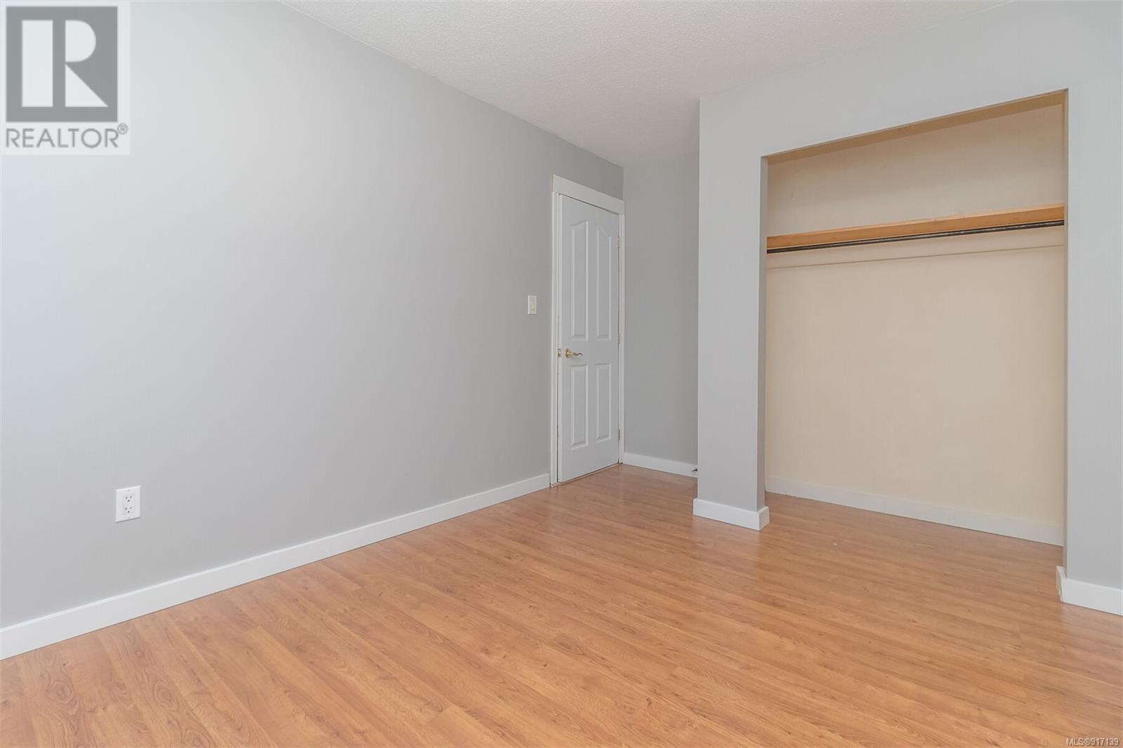Listing 917139 - Large Photo # 20