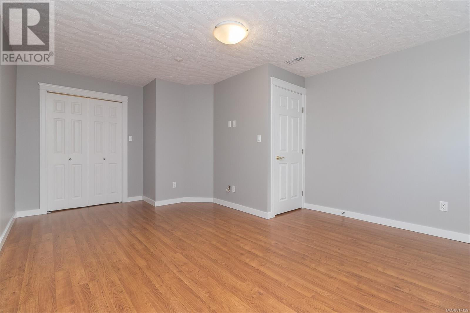 Listing 917139 - Large Photo # 29