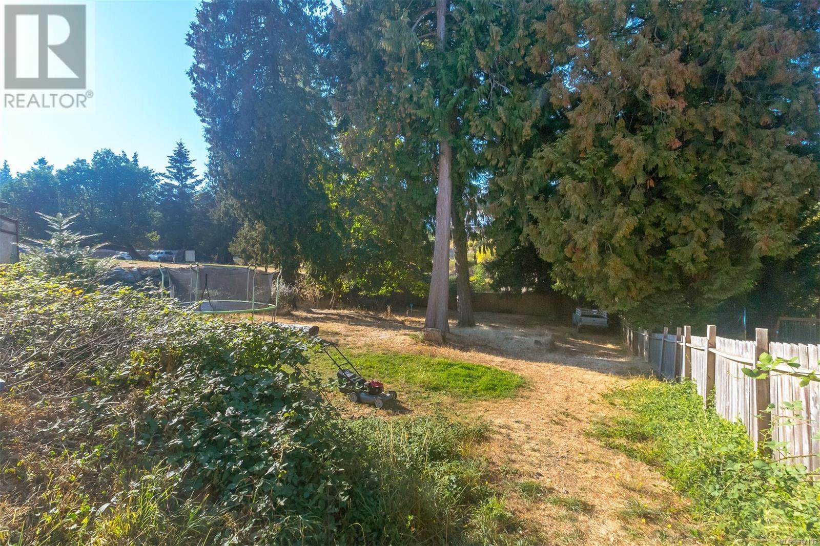 Listing 917139 - Large Photo # 41