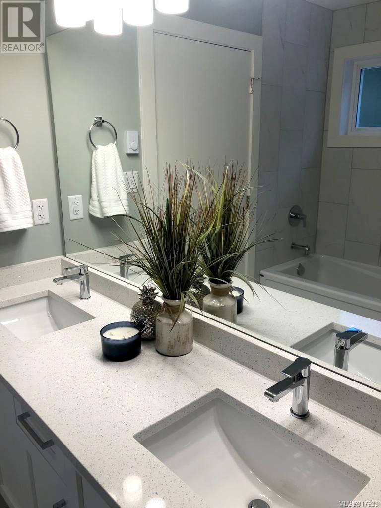 Listing 917928 - Large Photo # 2