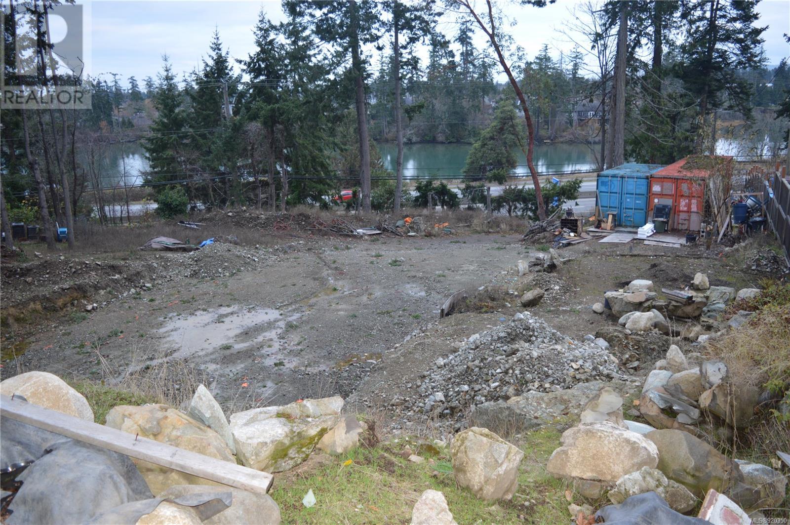 Listing 920350 - Large Photo # 14
