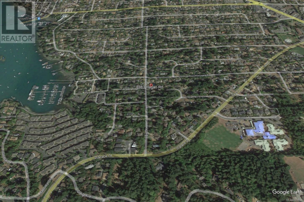 6983 Hagan Rd, Central Saanich