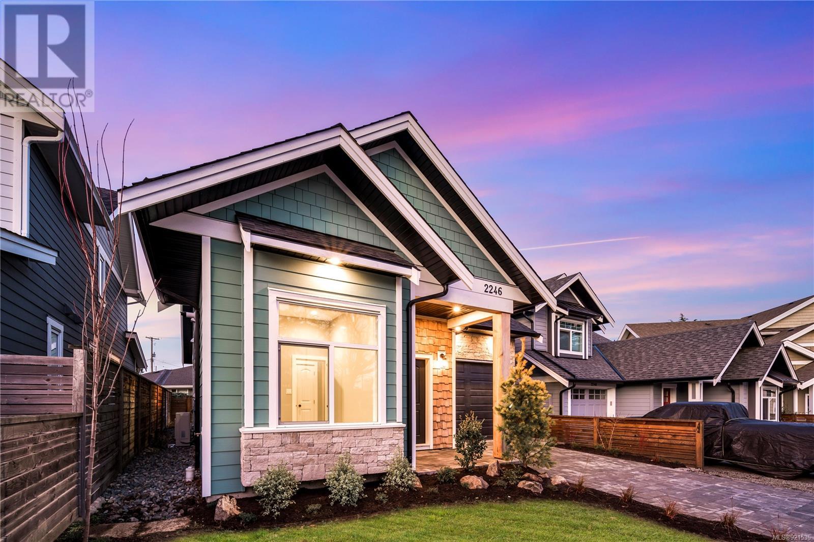 Listing 921536 - Large Photo # 2