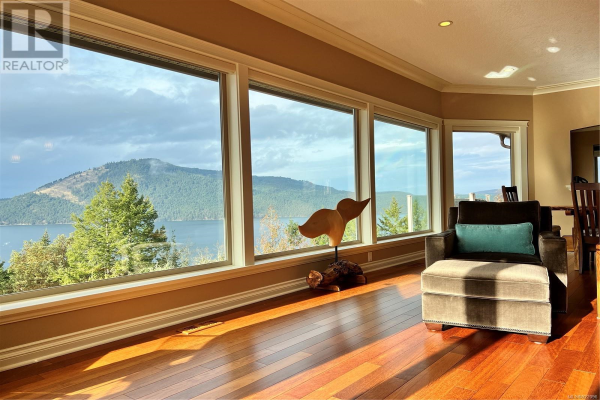 11405 Westview Pl, North Saanich