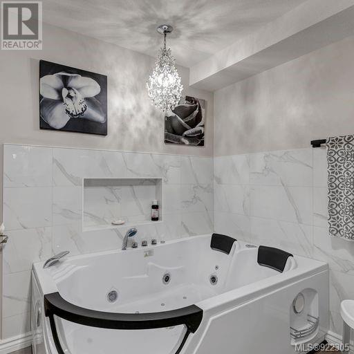 Listing 922305 - Large Photo # 16