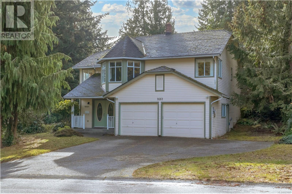 1661 Barrett Dr, North Saanich