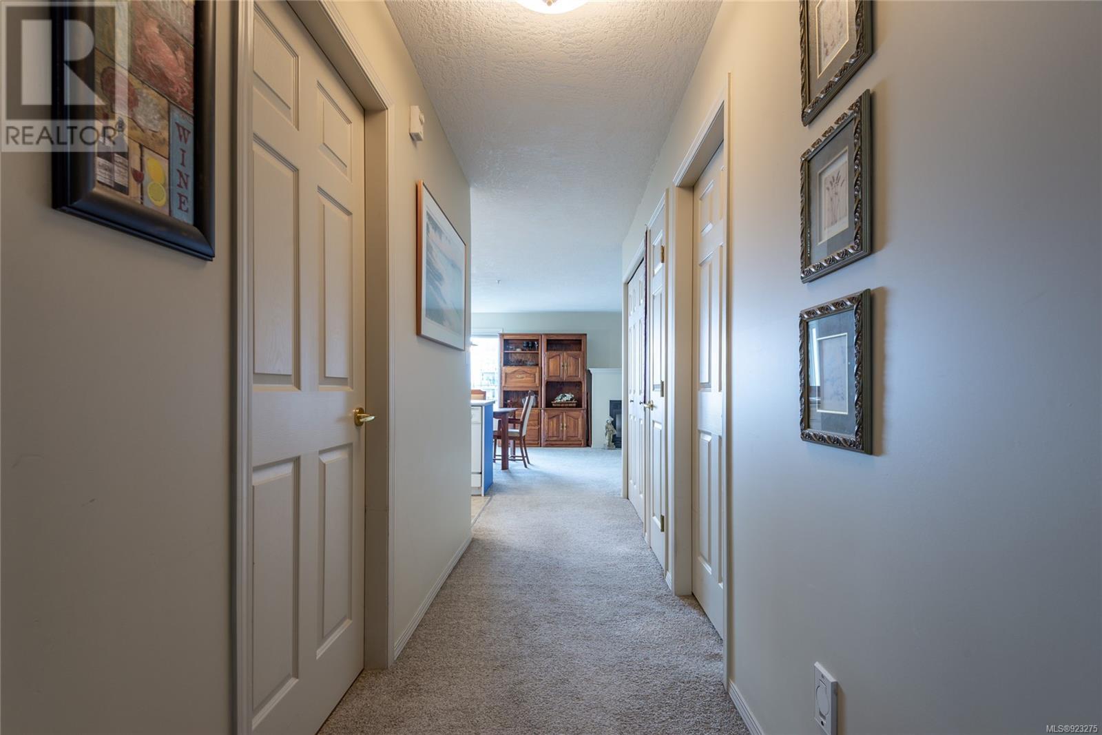 Listing 923275 - Large Photo # 25